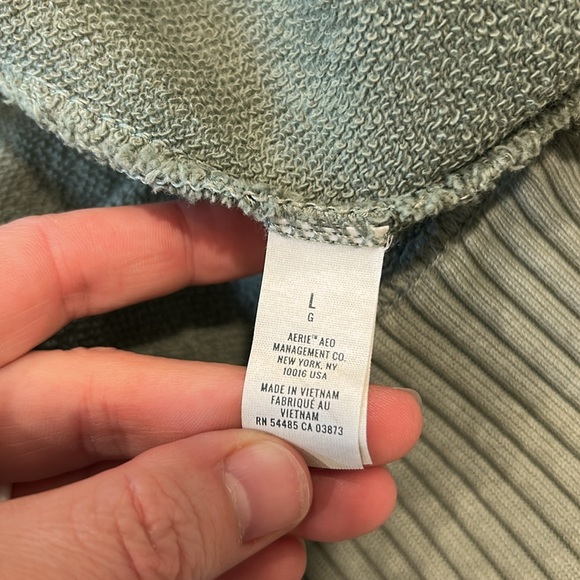 Aerie Oh Snap Weekend Henley in Olive Size Large - Picture 5 of 6